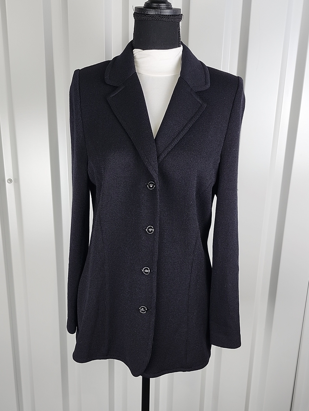 St. John Black Santana Knit Blazer Jacket Womens Sz 12 fits 8 Vintage Tailored
